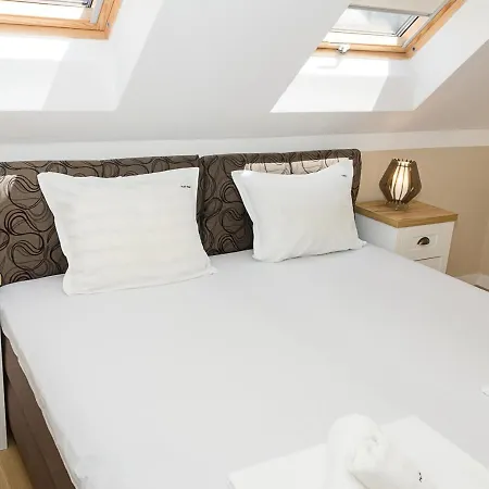 Warm&comfy 3bd In Center By Flat Mаnаger Apartment *