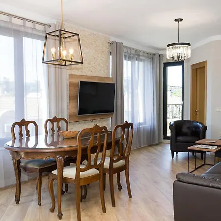Warm&comfy 3bd In Center By Flat Mаnаger Varna