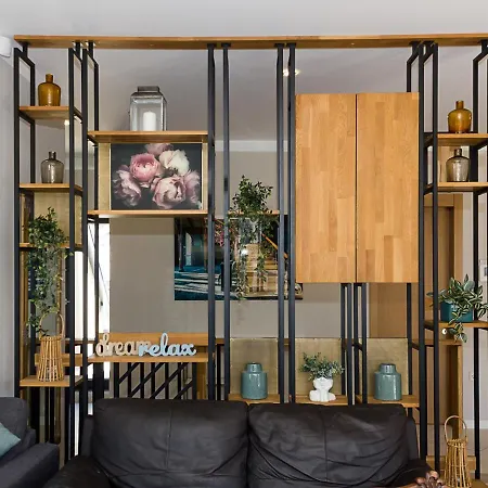Warm&comfy 3bd In Center By Flat Mаnаger Apartment Warna