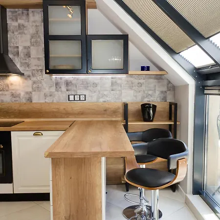Warm&comfy 3bd In Center By Flat Mаnаger Apartment