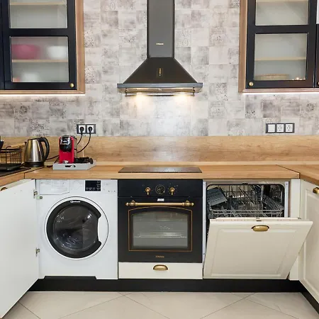 Warm&comfy 3bd In Center By Flat Mаnаger Appartement